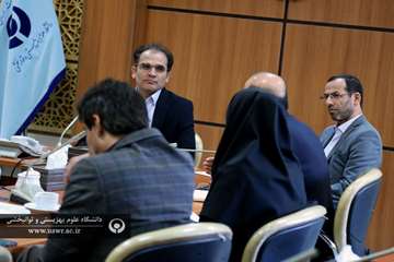 جلسه راه اندازی مطالعات کوهورت از میانسالی تا سالمندی در مرکز تحقیقات اردکان